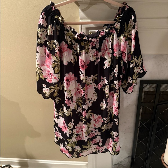 Lily Rose Black and Floral lined dress Size XL. Wear With or without straps - Picture 1 of 3